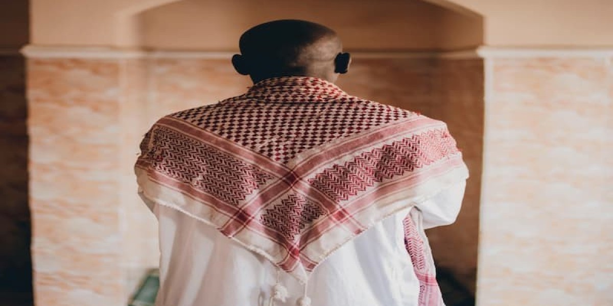 Buy Authentic Traditional Arab Clothing in uae