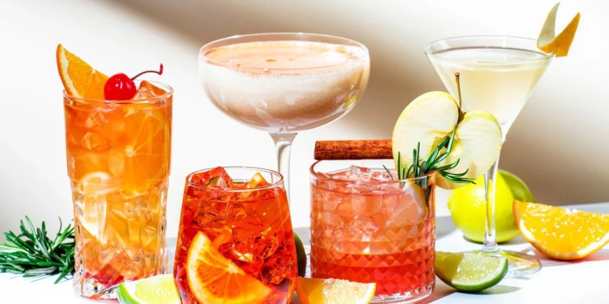 Classic Cocktails That Never Go Out of Style