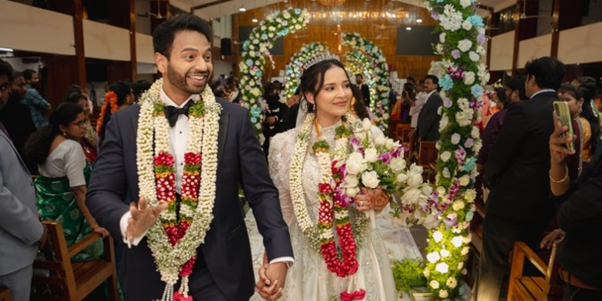 Tying the Knot: Memories Through the Lens