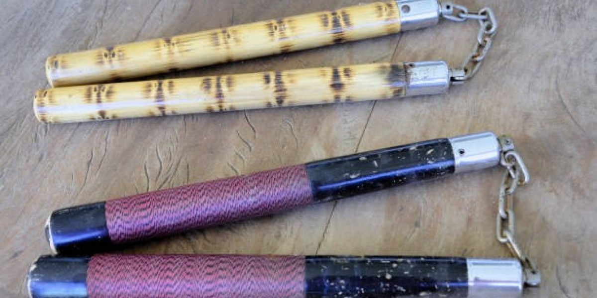 Ninja Weapons: The Legendary Kunai Knife and Th