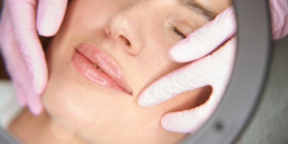 Lip Fillers Injection in Dubai: Quick Recovery