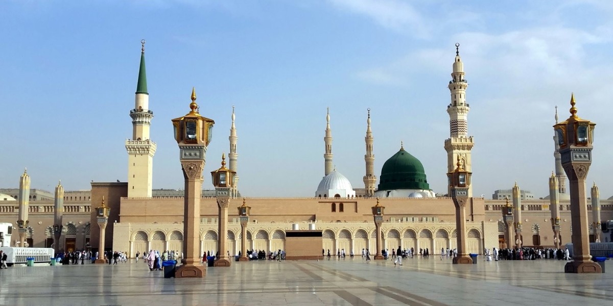 Safety Tips For Pilgrims Makkah To Madina Taxi