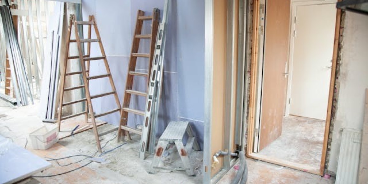 Walk-In Tubs: Enhance Mobility and Create a Spa