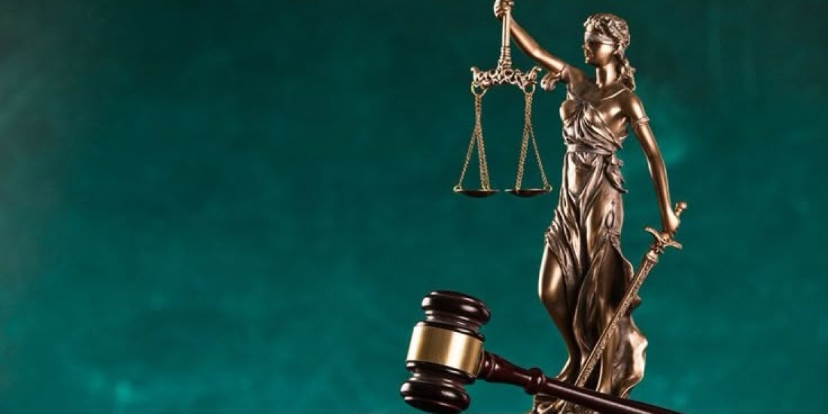 Best Advocate in Delhi for Labour and Jobs