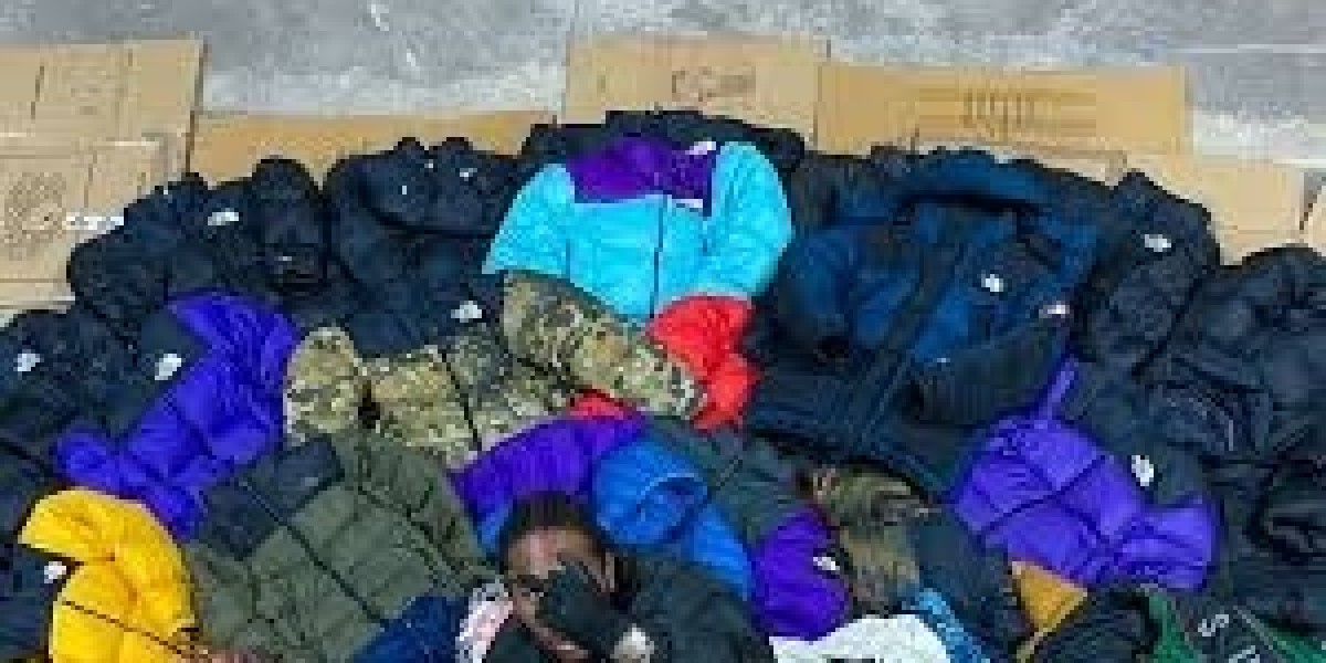 Why Men Choose Streetwear Hoodies Over Luxury