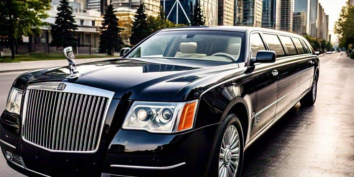 Create Lasting Memories with Luxury Prom Limos