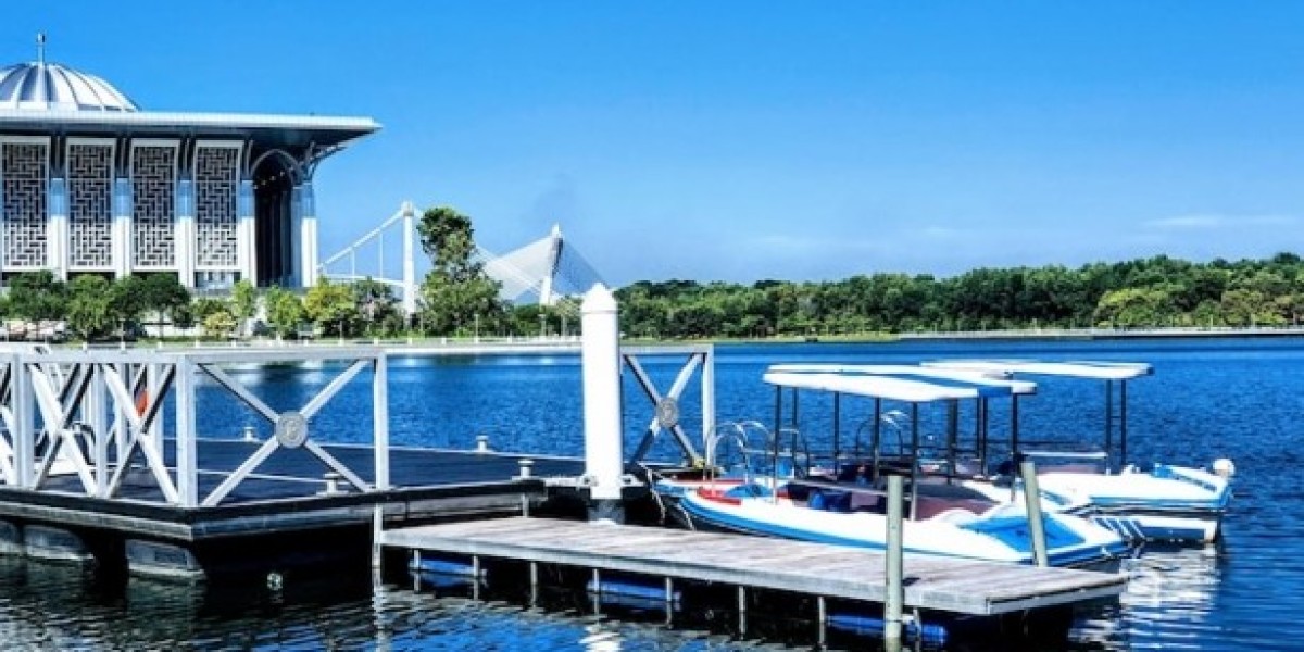 Reliable Boat Lift Maintenance in Cape Coral