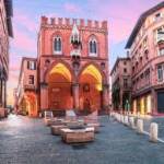 is bologna worth visiting Profile Picture