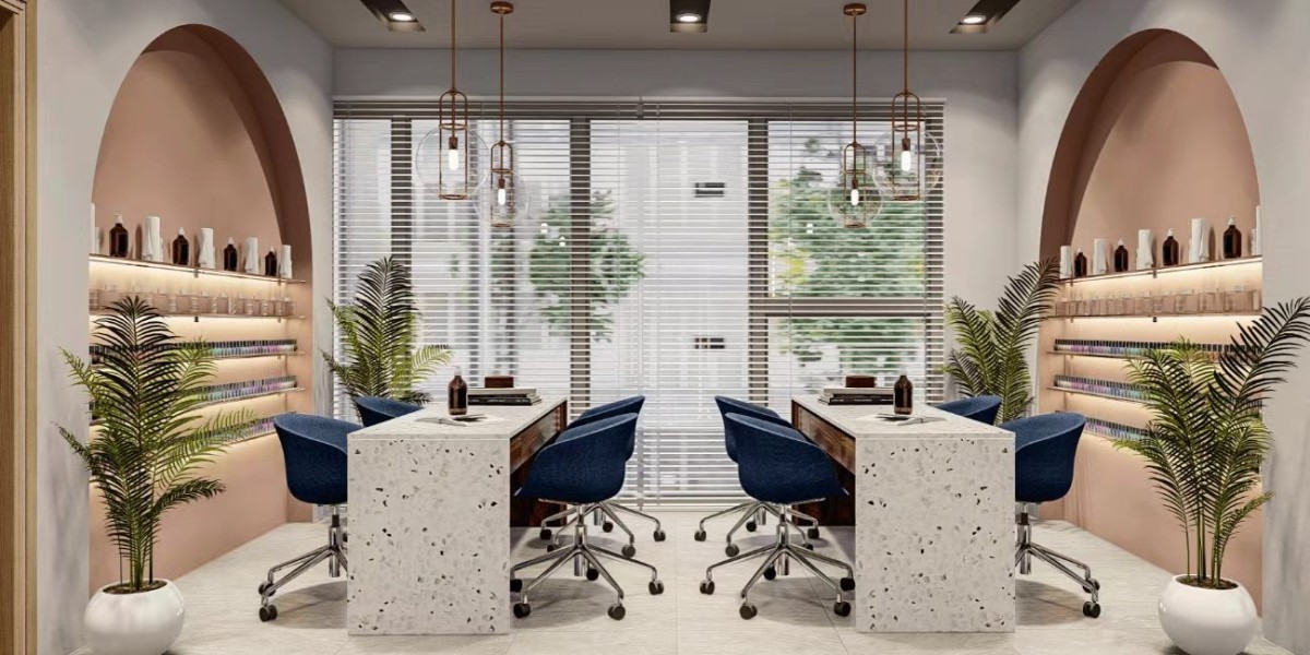 룸살롱에서는 다양한 종류의 음료와 술이 제공되며,