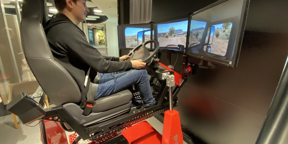Driver Training Simulator Market