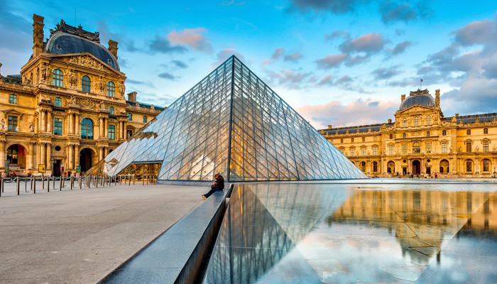 Exhibition Stand Builders in France, Booth Design Company