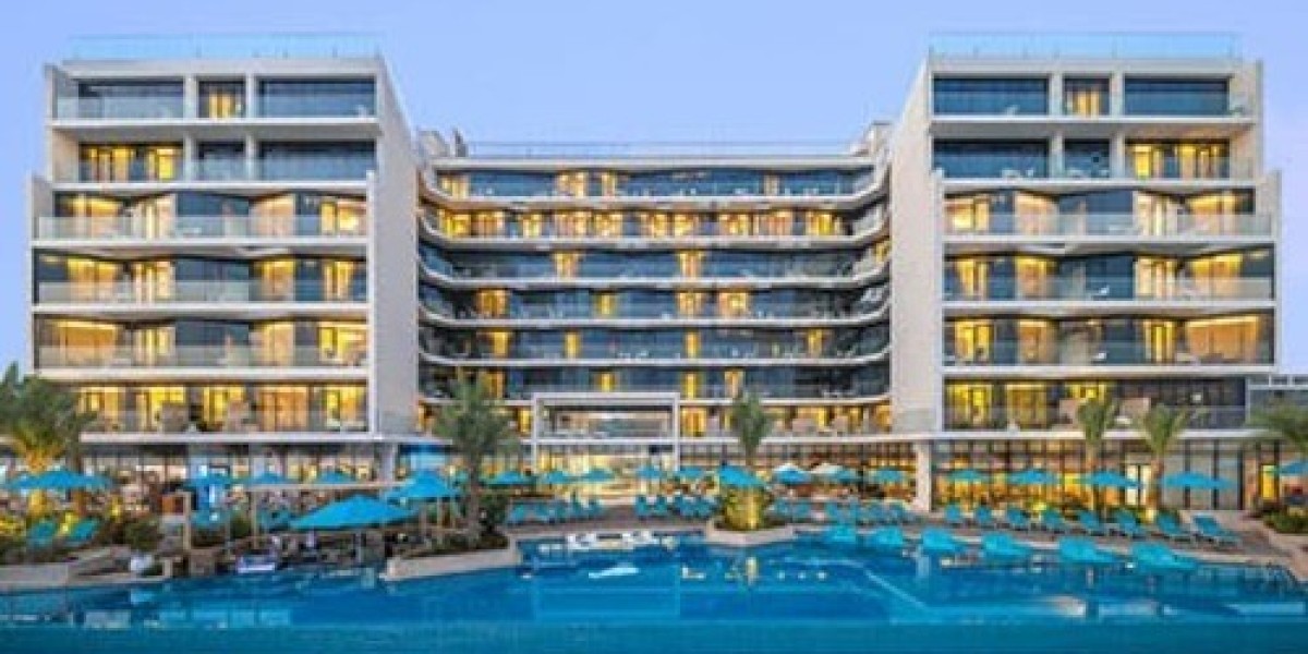 Ultimate Luxury Stay at a Palm Jumeirah Hotel