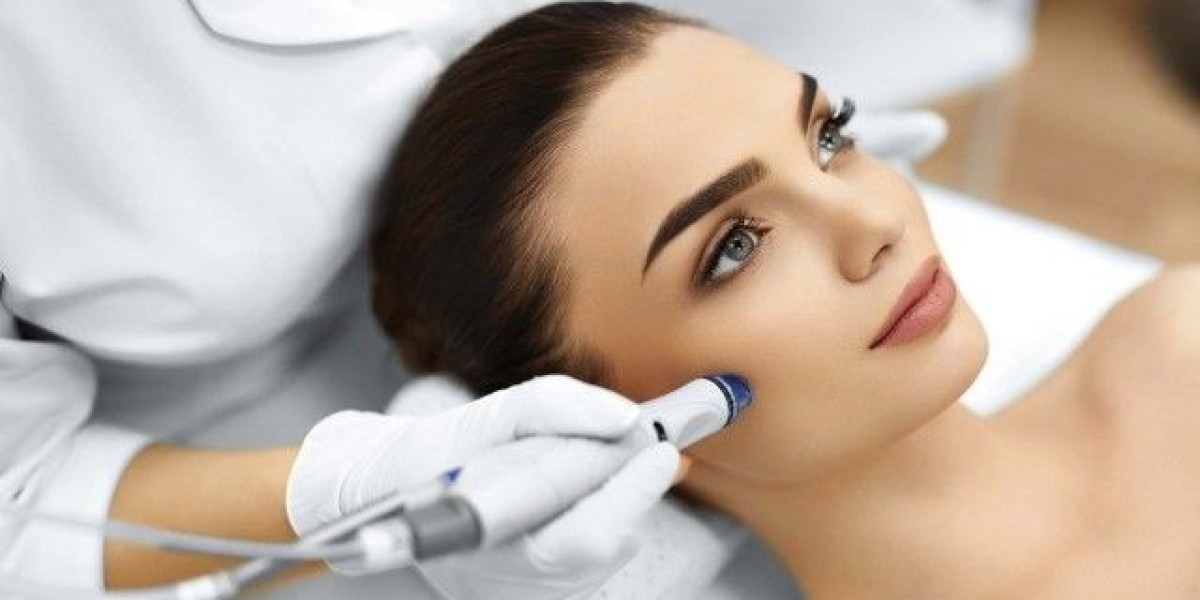 HydraFacial Treatment in Dubai: Modern Skincare