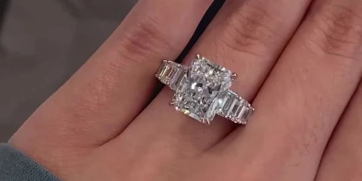 The Benefits of Choosing Lab Grown Diamond Enga