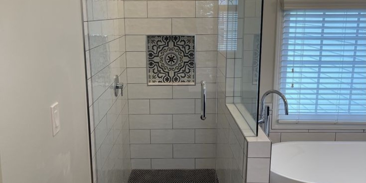 Top Benefits of Choosing a Small Bathroom