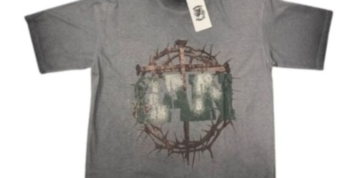 Saint Vanity T-Shirt Colour Richness Lasts Very
