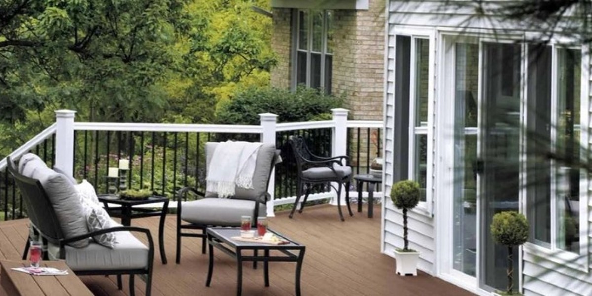 Mistakes to Avoid When Hiring Deck Builders