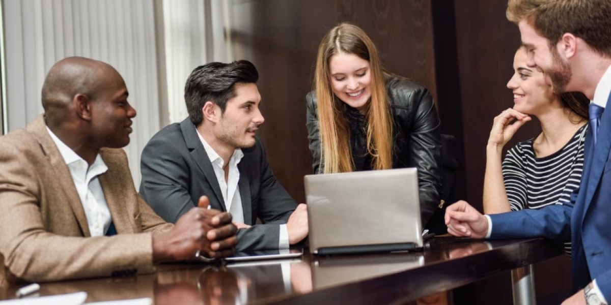 Why Insurance Providers Need Salesforce Integra