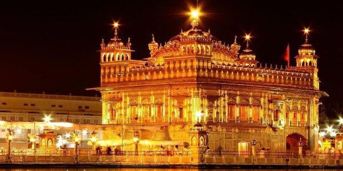 Amritsar to Delhi Taxi