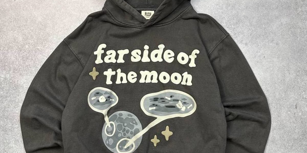 Broken Planet Hoodie: Casual Modern Fashion