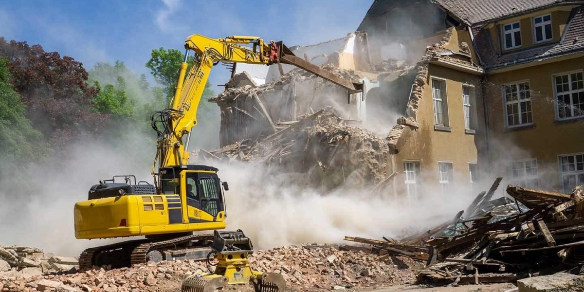 Dubai Demolitions: Building a Safer Future Thro