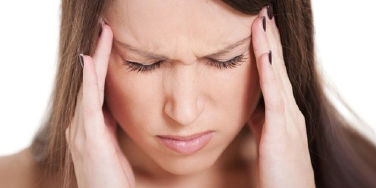 Headaches and Migraines: Causes, Symptoms, Trea