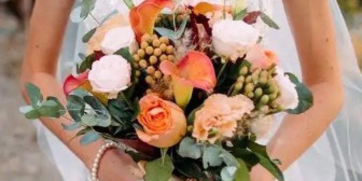 The Most Popular Wedding Flowers and Their Symb