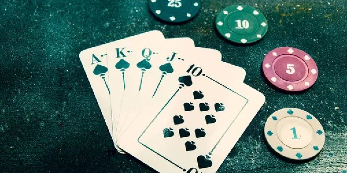 Poker España Online: análisis estratégico y evo