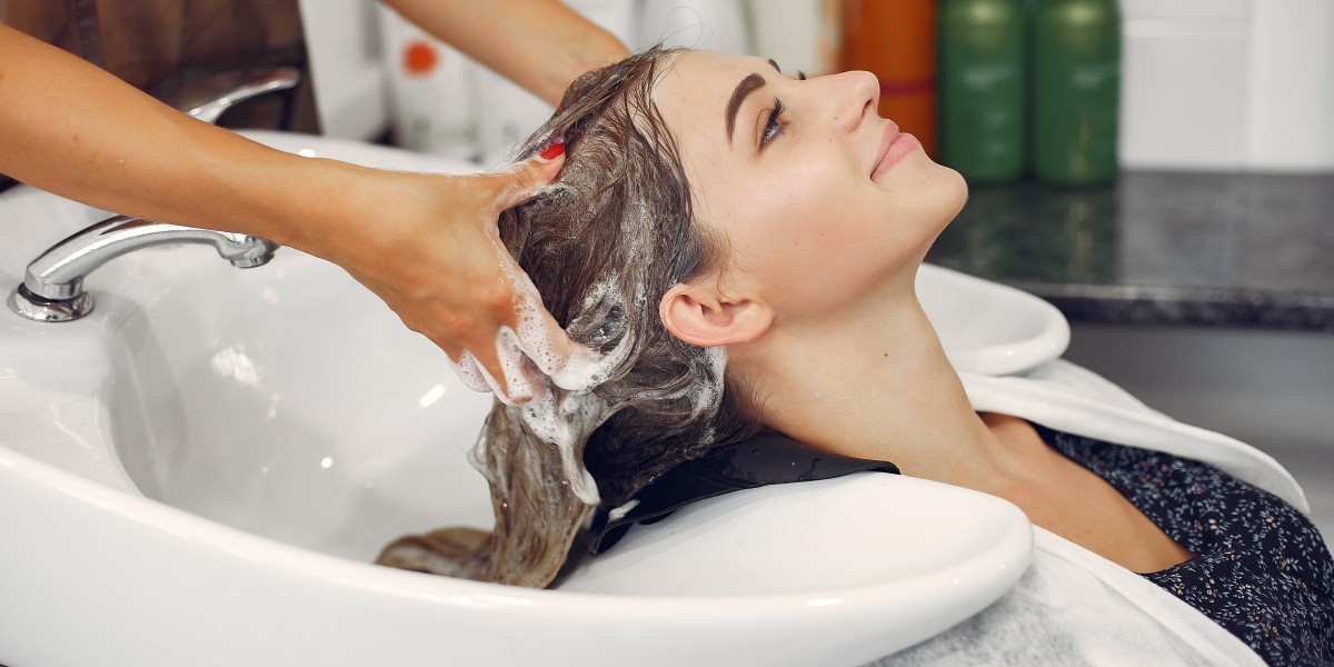 Say Goodbye to Dull Skin with a Professional De