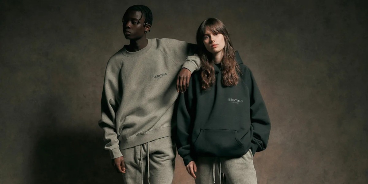 How to Style an Essentials Hoodie for Everyday