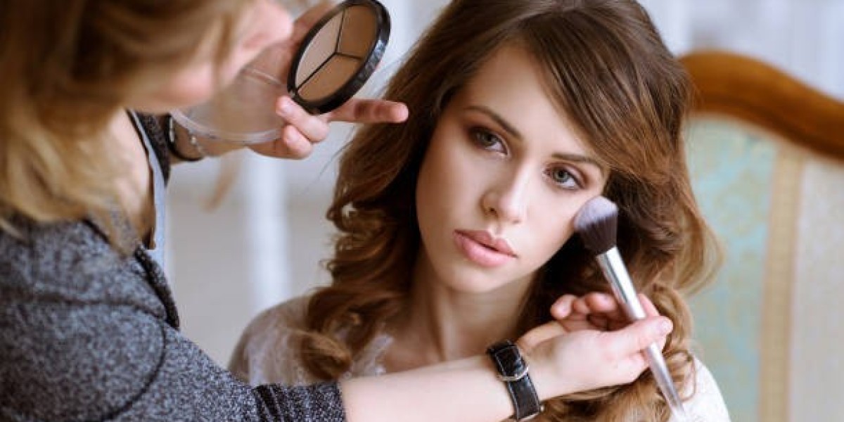 Best Bridal Makeup Artist in Greater Noida And