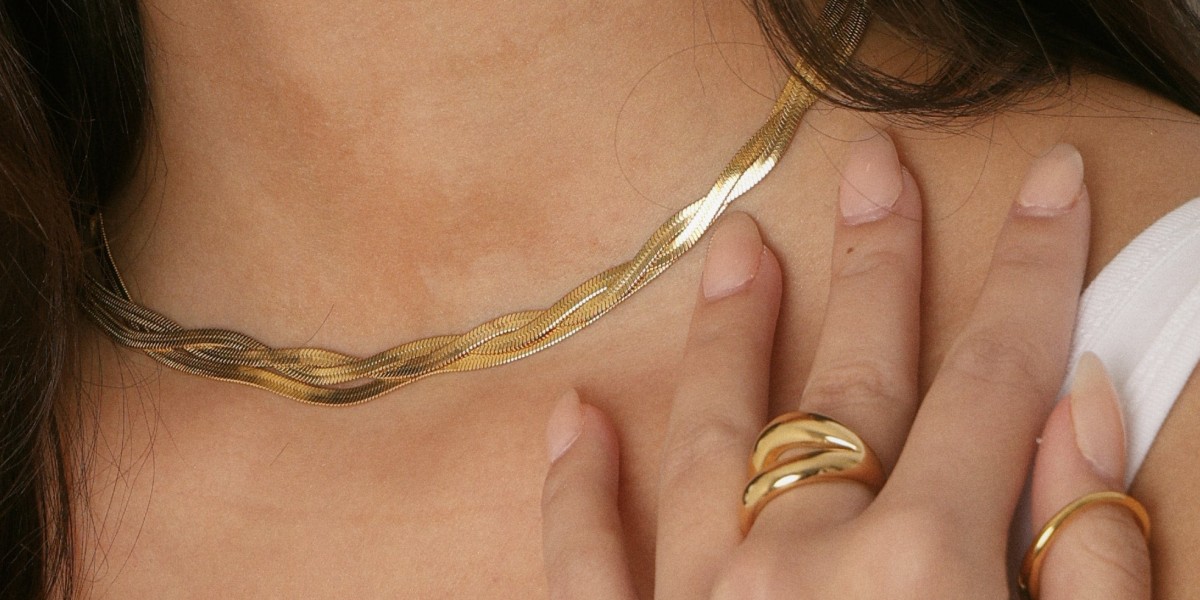 Tarnish-Proof Gold Jewellery: The Ultimate Guid