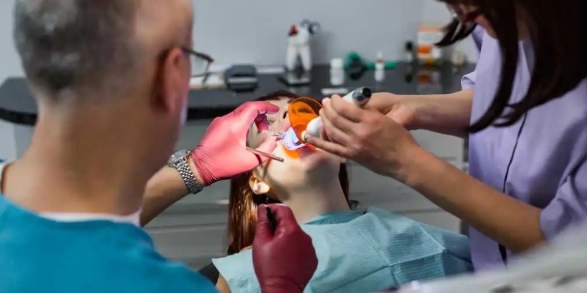 Why Choosing the Right Emergency Dental Clinic