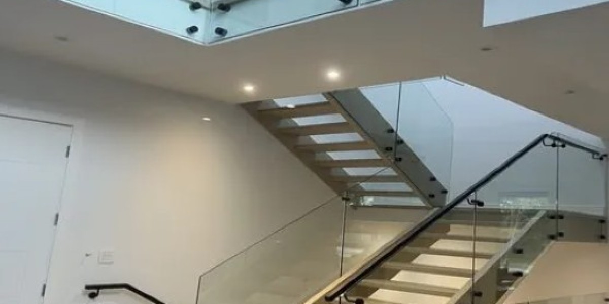 Frameless Glass Railings | Custom Glass Railing
