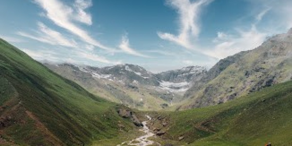 Bhaba Pass Trek – A Journey from Green Valleys