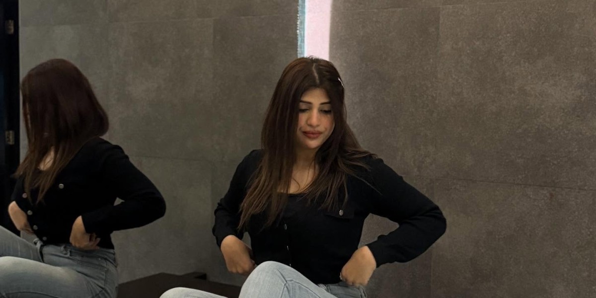 Escorts In Dubai	+971568437574