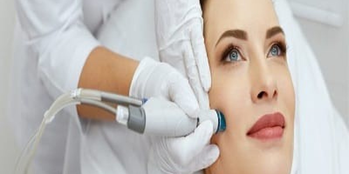 HydraFacial Reduce the Appearance of Fine Lines