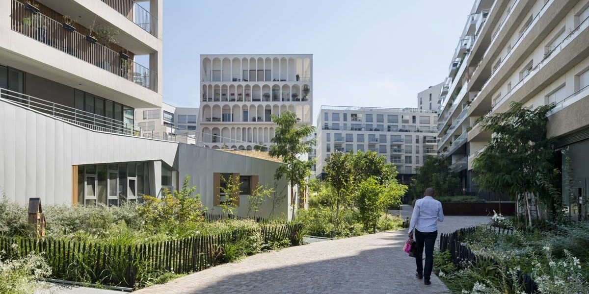 Residential landscape architecture in Dubai
